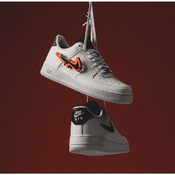 AIR FORCE 1 LOW CARABINER SWOOSH RED ürün görseli 1