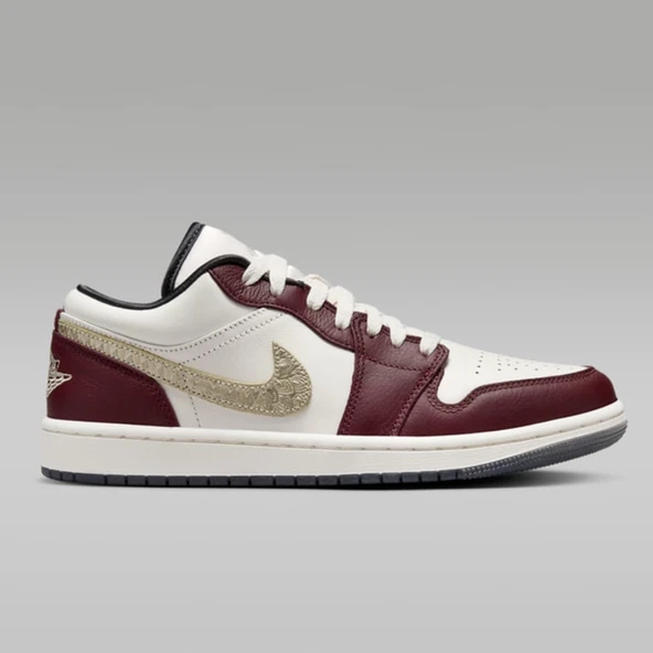 Nike Air Jordan 1 Low ‘’Year of the Dragon’’ ürün görseli 1
