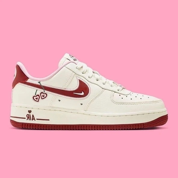 Nike Air Force 1 Low “ Valentine's Day “ ürün görseli 1