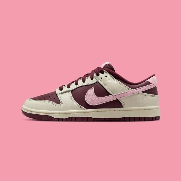Nike Dunk Low Bordo Pink ürün görseli 1