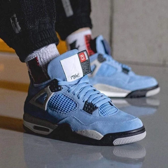 Air Jordan 4 Retro University Blue ürün görseli 1