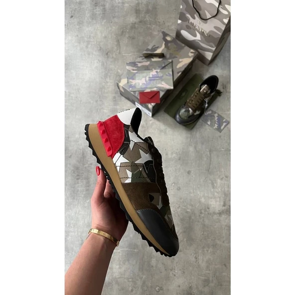 Valentino Red - Resim 4