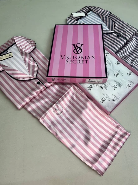 Victoria Secret’s Çizgili Pijama Takımı ürün görseli 1