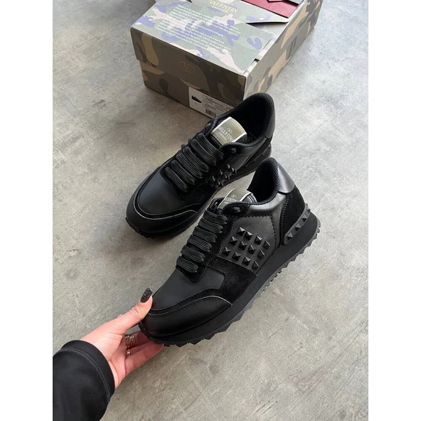 Valentino Black ürün görseli 1