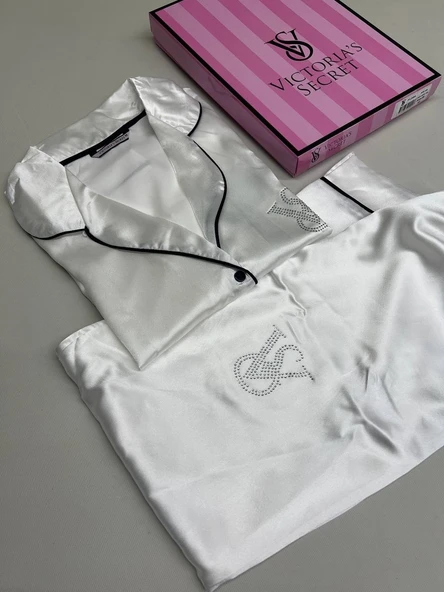 Victoria Secret’s Pijama Takımı Gri ürün görseli 1