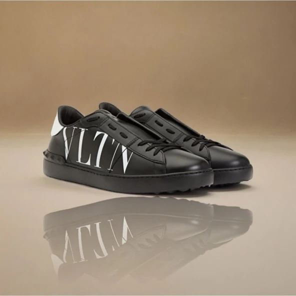 Valentino Garavani VLLTN New 2023-2024 ürün görseli 1