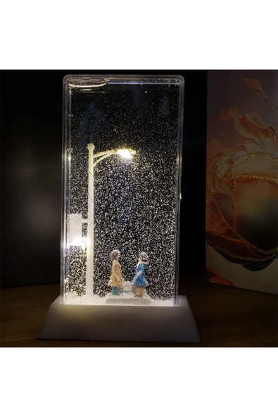 Romantik Sevgili Temalı Sokak Lambası Kar Küresi 17x10 Cm | Işıklı Dekoratif Hediye ürün görseli 1