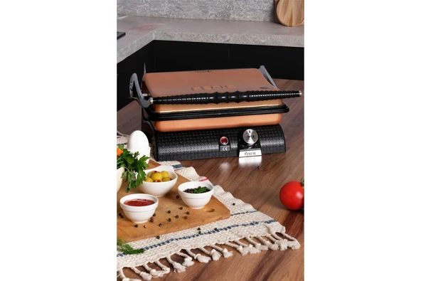 Feris Demir Döküm Tost Makinesi - Rosegold ürün görseli 1