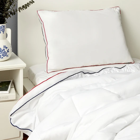 Karaca Home Klimalı Çift Kişilik Yorgan ve 2 Adet Klimalı Yastık Seti 50x70 cm ürün görseli 1