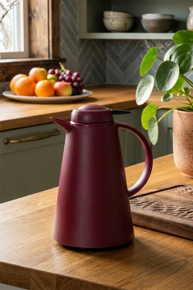 Herevin 161714-590-2 Plastik Termos Çay Termosu Su Termosu Sürahi 1,2 Litre Bordo ürün görseli 1
