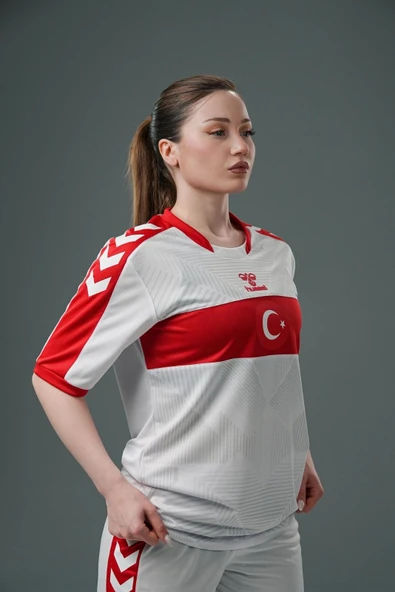 Hummel Türkiye Milli Takım Forması ürün görseli 1