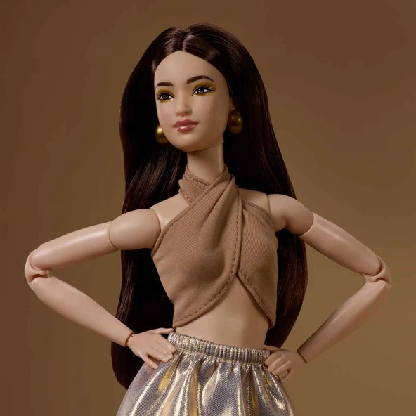 Barbie Signature Barbie Basics İkonik Koleksiyon Bebeği Model 06 JJX25 ürün görseli 1