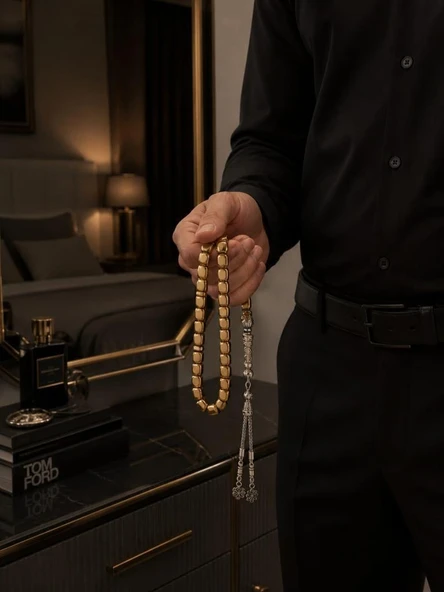 Hematit Tesbih Doğal Taş Gold Küp Kesim | Şık Metal Püsküllü Erkek Tesbih ürün görseli 1