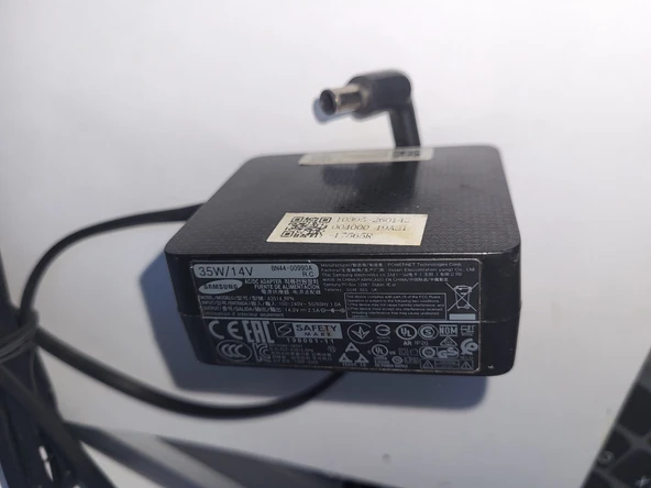 BN44-00990A Samsung Orijinal Adaptör 35W/14V monitör adaptör ürün görseli 1