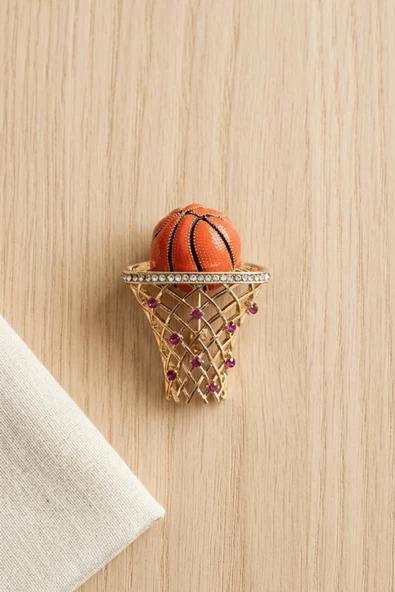 Basketbol Tutkunlarına Özel Işıltılı Kristal Broş ürün görseli 1