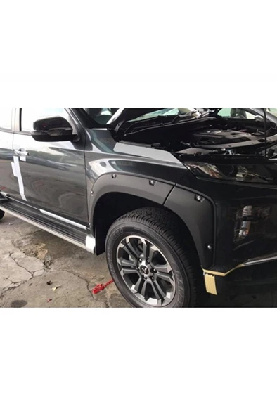 Mitsubishi L200 2019+ Çamurluk Üstü Dodik 4 Parça ürün görseli 1