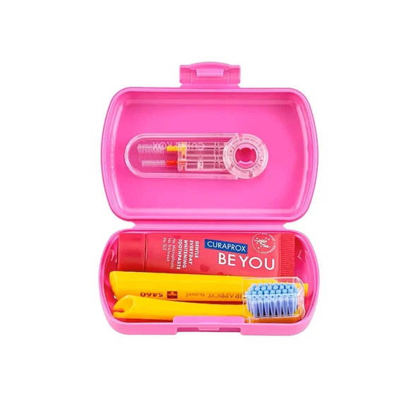 Curaprox Travel Set - Diş Fırçası + Diş Arası Fırça + Diş Macunu 10 ml - Pembe ürün görseli 1