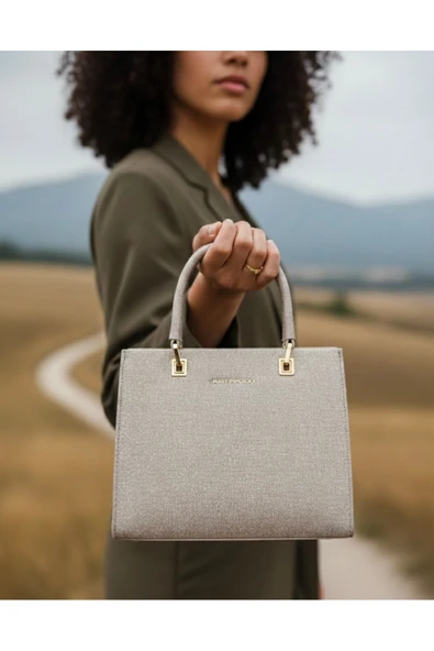 Just Polo Kadın Orijinal Lüks El Ve Omuz Çantası Minimal & Prestij Tasarım EBAT: 25 X 21 CM ürün görseli 1