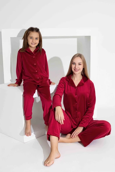 Tarık Kadın Önden Düğmeli Uzun Kollu Fransız Kadife Kumaş Anne-Kız Kombin Kışlık Sıcak Tutan Pijama Takımı ürün görseli 1