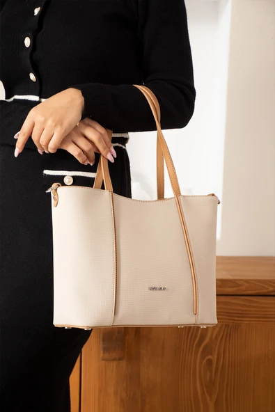 Just Polo KADIN EL VE OMUZ ÇANTASI YENİ SEZON EBAT :BOY: 24 EN : 33 CM ürün görseli 1