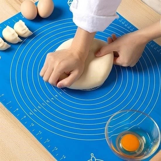 40*50 cm Silikon Ölçekli Kullanımı Kolay Hamur Açma Matı Ekmek Mantı Makarna Hamuru Yoğurma ürün görseli 1