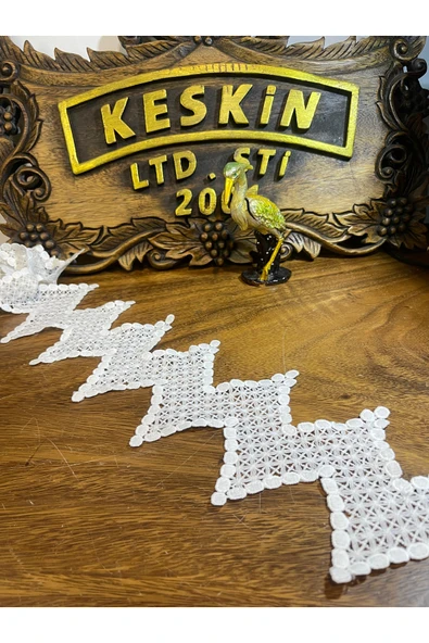KESKİN AKSESUAR GEOMETRİK DESENLİ YUVARLAK KENARLI DANTEL ŞERİT ürün görseli 1
