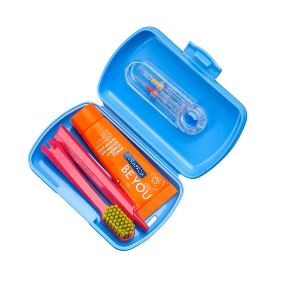 Curaprox Travel Set - Diş Fırçası + Diş Arası Fırça + Diş Macunu 10 ml - Mavi ürün görseli 1