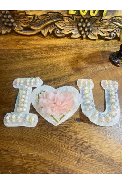 KESKİN AKSESUAR I LOVE YOU YAZILI KIŞ TEMALI BONCUKLU TİŞÖRT-SWEAT UYGUN DİKİM APLİK ürün görseli 1