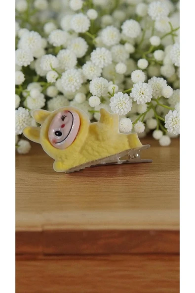 FAMEMUS ACCESSORY Labubu Model Çocuk Pens Toka 8cm Sarı Renk ürün görseli 1