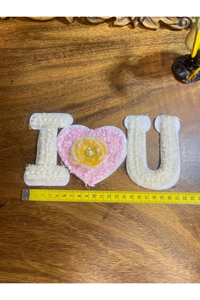 KESKİN AKSESUAR I LOVE YOU KIŞ TEMALI TİŞÖRT-SWEAT ÜZERİNE DİKİM APLİK ürün görseli 1