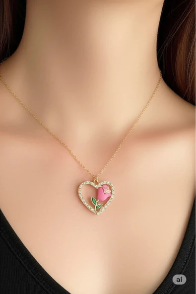 FAMEMUS ACCESSORY Çelik Zincirli Gold Renk Zirkon Taşlı Kalp İçinde Pembe Gül Tasarımlı Kolye ürün görseli 1