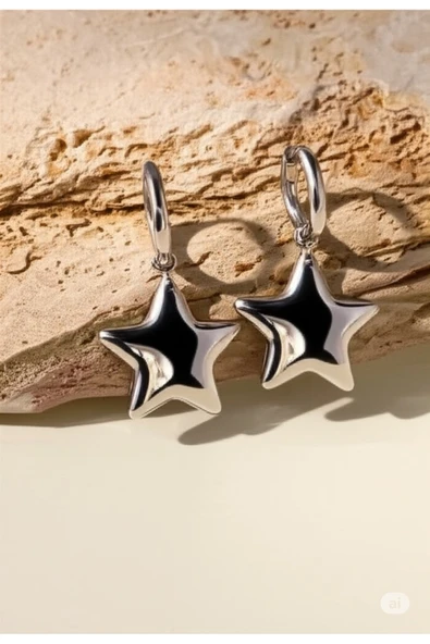 FAMEMUS ACCESSORY Yıldız Sallantılı Çelik Halka Küpe ürün görseli 1
