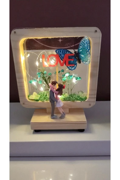 FAMEMUS ACCESSORY Işıklı Love Yazan Sevgililer Gününe Özel biblo Boyut 17cm*14cm ürün görseli 1