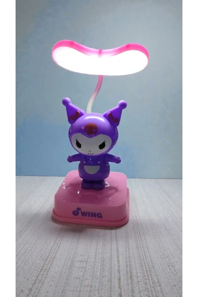 FAMEMUS ACCESSORY Kuromi Kendini Sallayan Model Masa Gece Lambası Boyut:20cm ürün görseli 1