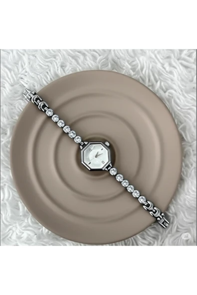 FAMEMUS ACCESSORY Kristal Taşlı Sekizgen Saat ürün görseli 1
