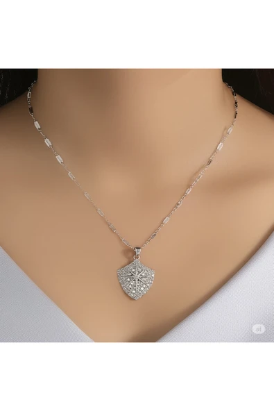 FAMEMUS ACCESSORY Çelik Zincir Gümüş Renk Zirkon Taşlı Kutup Yıldızı Kolye ürün görseli 1