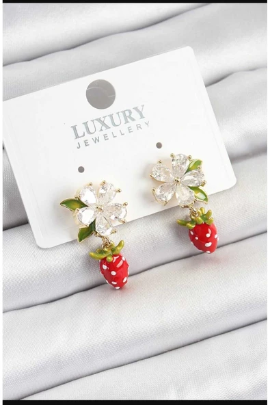 FAMEMUS ACCESSORY Pirinç Mineli Zirkon Taşlı Sallantı Çicek Model Çocuk Küpesi ürün görseli 1