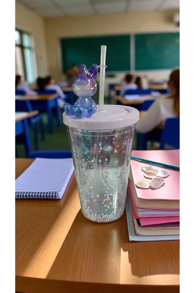 FAMEMUS ACCESSORY Ayıcıklı Işıksız Model Pipetli Matara Bardak ürün görseli 1