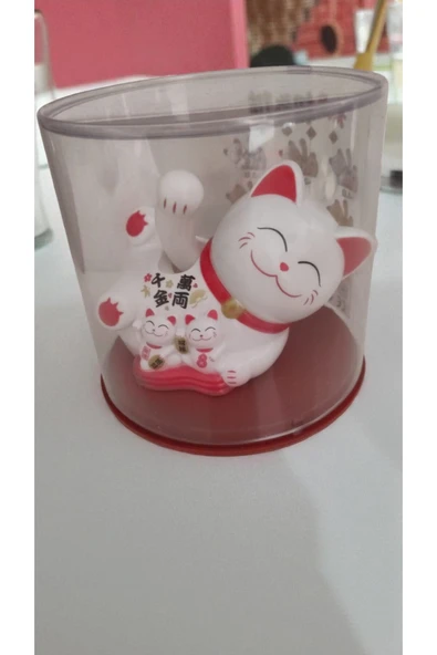 FAMEMUS ACCESSORY Yatarak Kolunu Sağlayan Kedicik modeli 10cm *10cm BOYUTU büyüktür ürün görseli 1