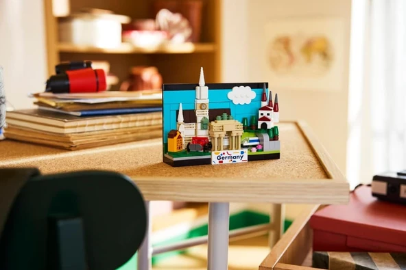 Lego 40954 Creator Germany Postcard - Resim 2