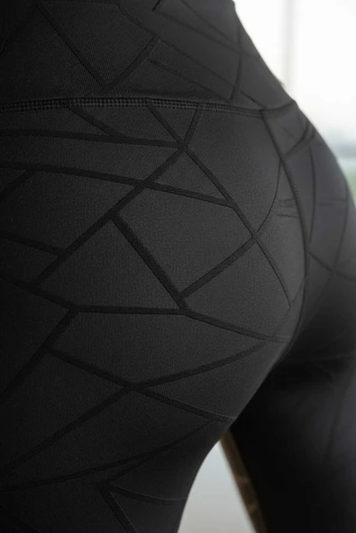 Oxyteez Kadın Siyah Yüksek Bel Geometrik Desenli Dalgıç Kumaş Toparlayıcı Tayt – Spor & Günlük Şıklık ürün görseli 1