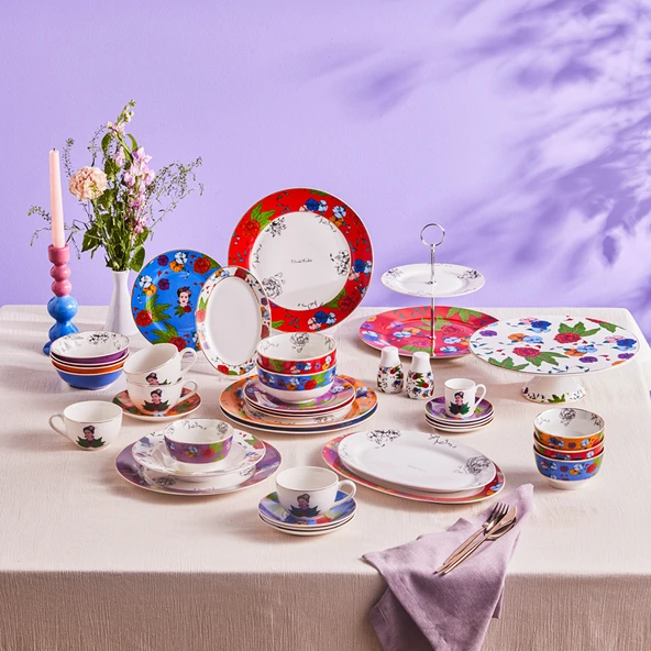 Karaca Frida Pasta Tabağı Kırmızı 19 Cm ürün görseli 1