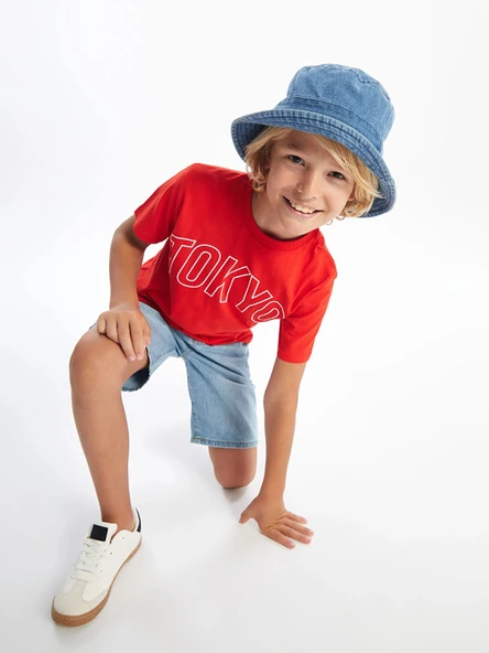 LCW Kids Kırmızı Bisiklet Yaka Baskılı Kısa Kollu Erkek Çocuk Tişört ürün görseli 1