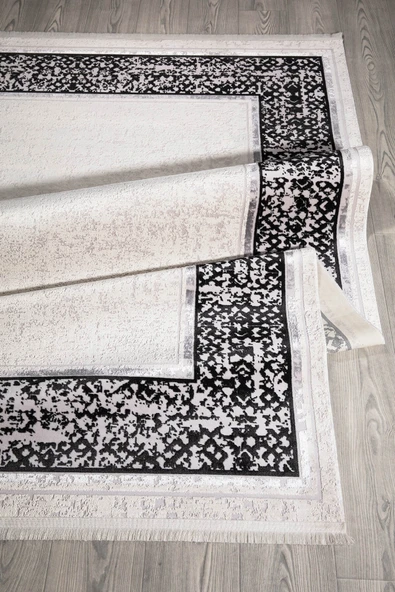 Siyah Bordürlü Parlak Yanar Dönerli Altı Kaymaz Makine Dokuma Halı 80 X 150 ürün görseli 1