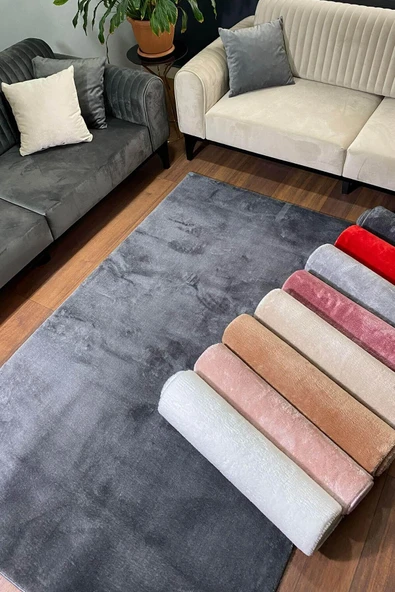 Antrasit Renkli Yumuşak Yüzeyli Kaydırmaz Peluş Halı 150 X 400 ürün görseli 1
