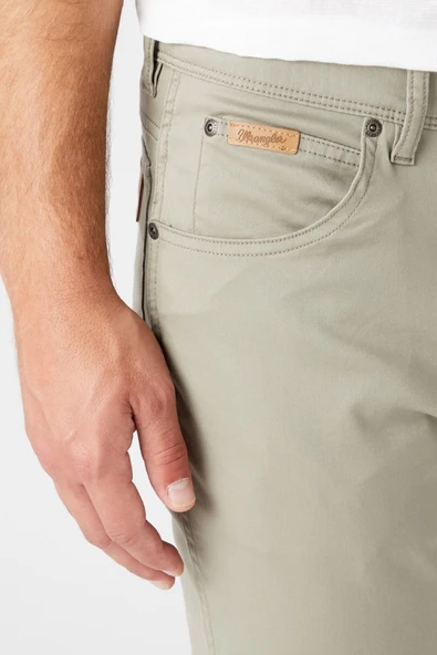 Wrangler Erkek Pantolon W12SEAXT7 - Resim 3