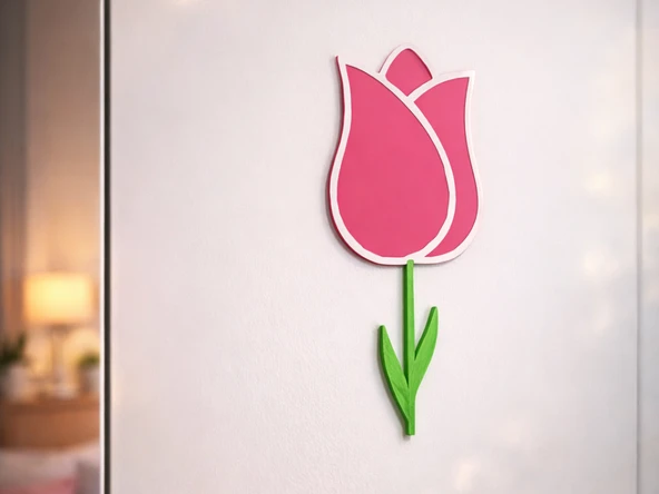 Minimalist bir ev ortamında zarif lale dekorasyonu. ürün görseli 1