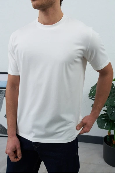 Unisex Basic %100 Pamuk T-Shirt - Sade ve Şık ürün görseli 1