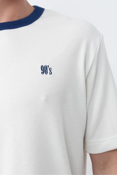 Unisex Dokulu 90's T-Shirt ürün görseli 1