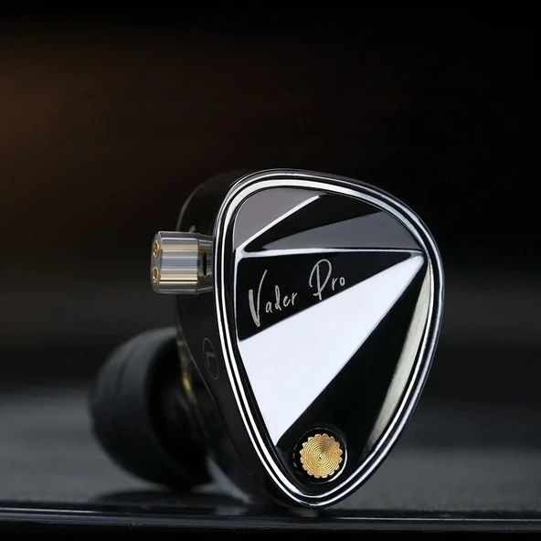 KZ Vader Pro Profesyonel IEM Kulaklık: Ayarlanabilir Ses Filtreli, Gümüş Kaplama Kablolu Hi-Res Audio ürün görseli 1